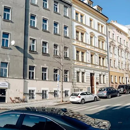 Cavallo Romantic Rooftop L Studio City Center Apartamento Praga